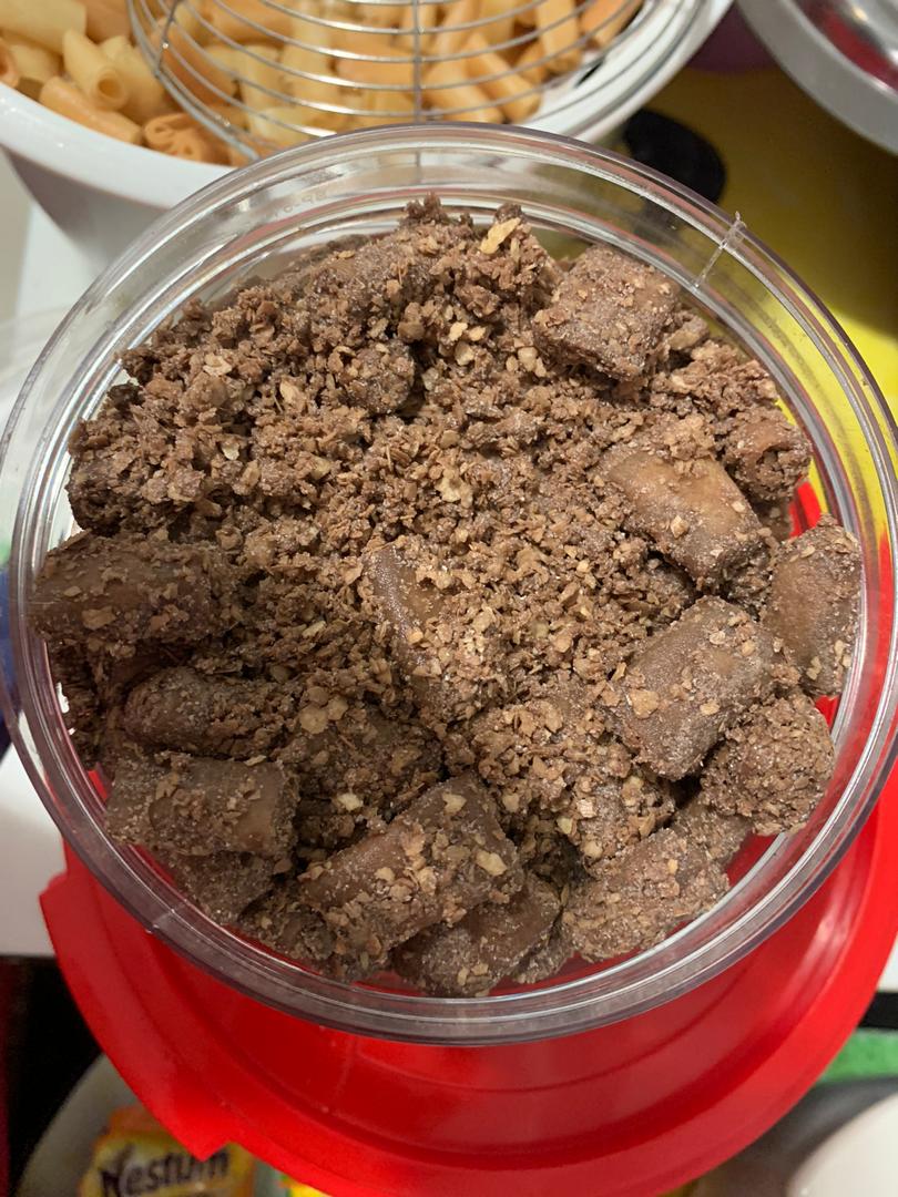 BabyPopia's tweet photo. Cikaro Baby Popia Stick terdapat 5 perisa :
☑️cheese
☑️ chocolate + nestum honey
☑️ chocolate + nestum oat
☑️ chocolate + nestum chocolate
☑️ chocolate + chocolate rice
1 Botol hanya RM9.00 (M) RM12 (L) sahaja 😘😘😘😘 meh try new product from us ~ xoxo 💋 #cikarobabypopia https://t.co/KSdGXXpw6n