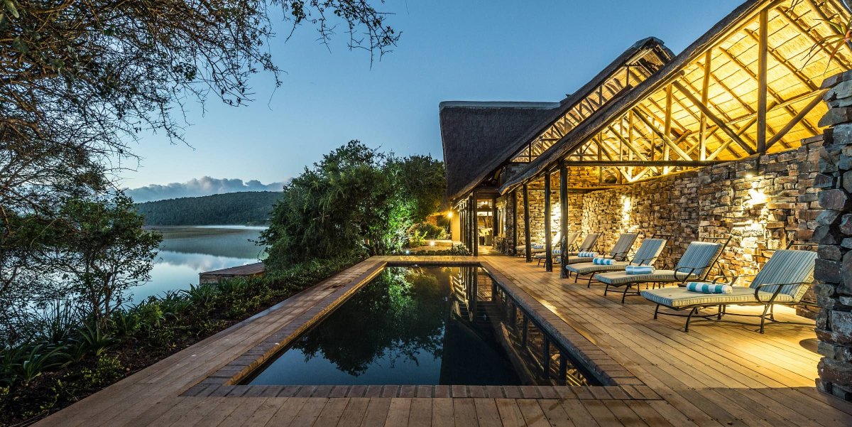 Re_CreationWRLD's tweet photo. Home to the Big 5, as well as zebra, giraffe, hippo, multiple species of antelope and abundant birdlife @KariegaGameRes offers a unique safari experience! #kariega #travelsouthafrica #responsibletourism https://t.co/kABpPPFyRk