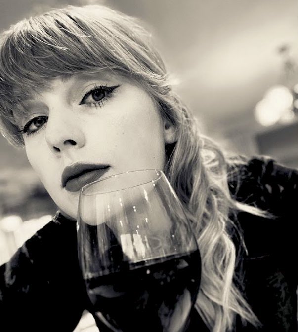 less than 2 hours till folklore !!