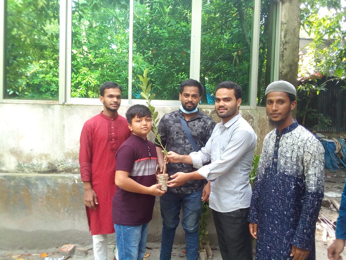 Mostafe36929269's tweet photo. #বৃক্ষরোপন_অভিযান_২০২০ https://t.co/EnGE6QNsgI