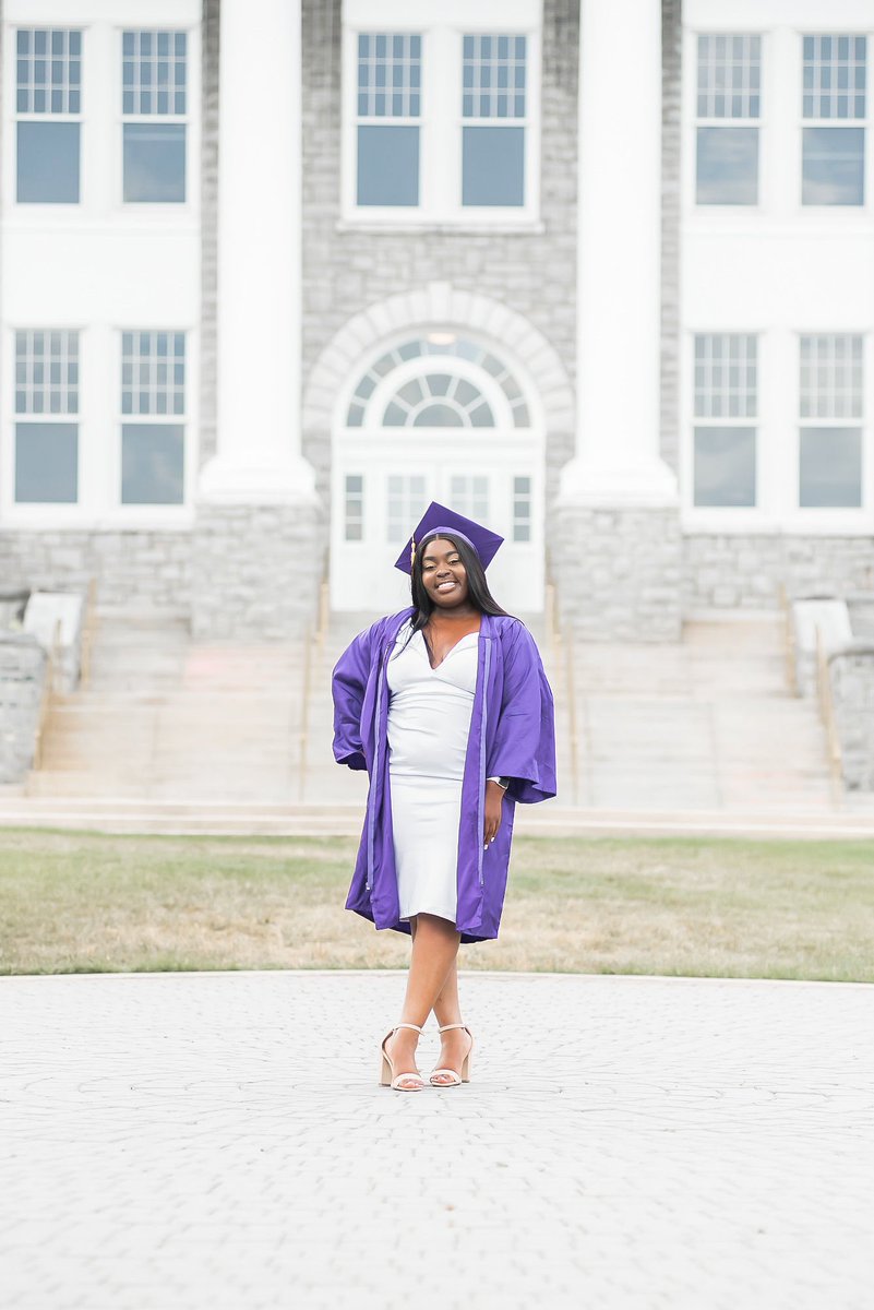 Call_Me_Brahhtt's tweet photo. I finally was able to take my grad pictures.... JMU Alumna 💜💛🐶 https://t.co/4EmhFLQseI