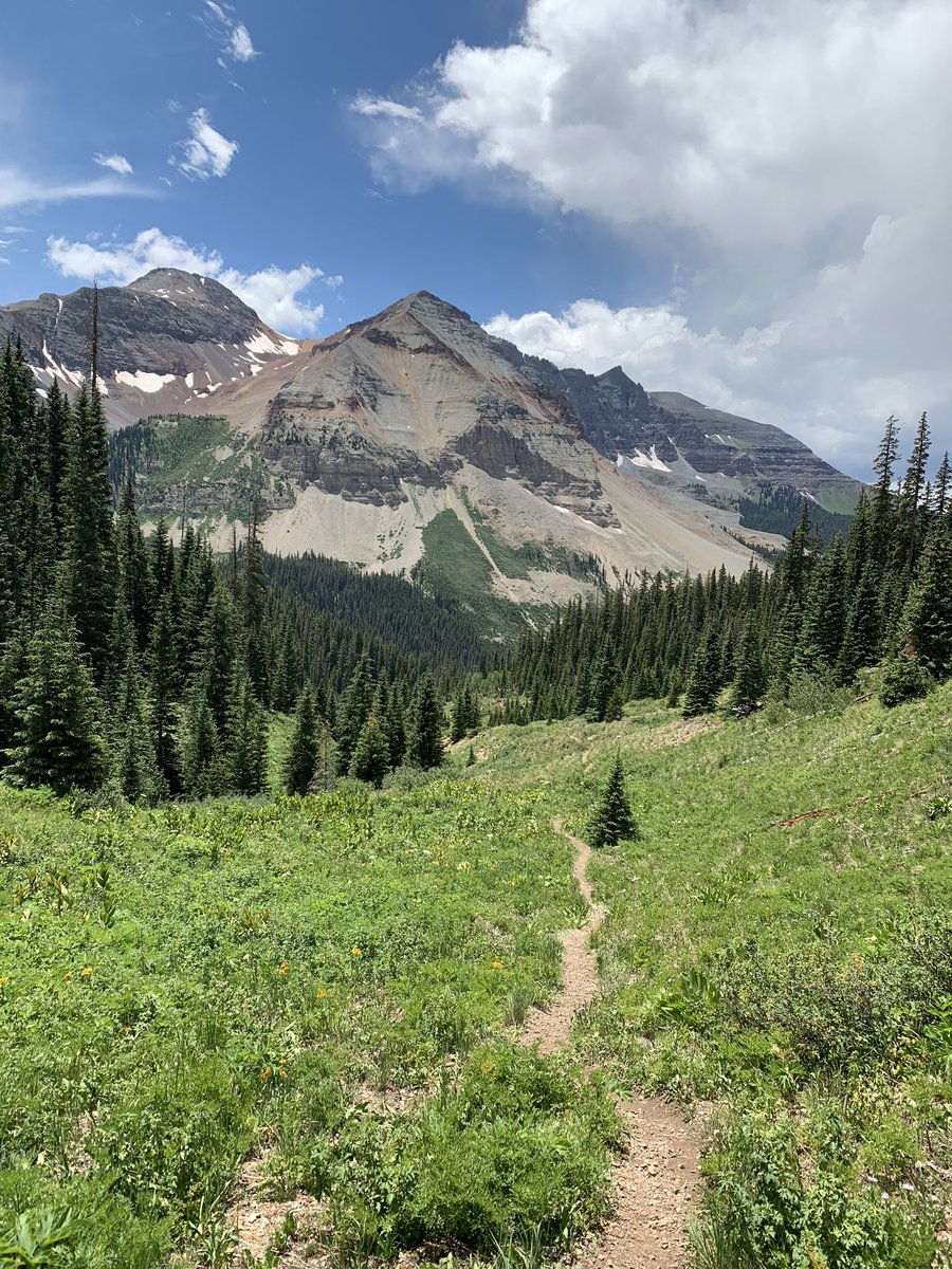 420BernieBro's tweet photo. Quit the internet &amp; go hiking https://t.co/SSsMmXPvA9