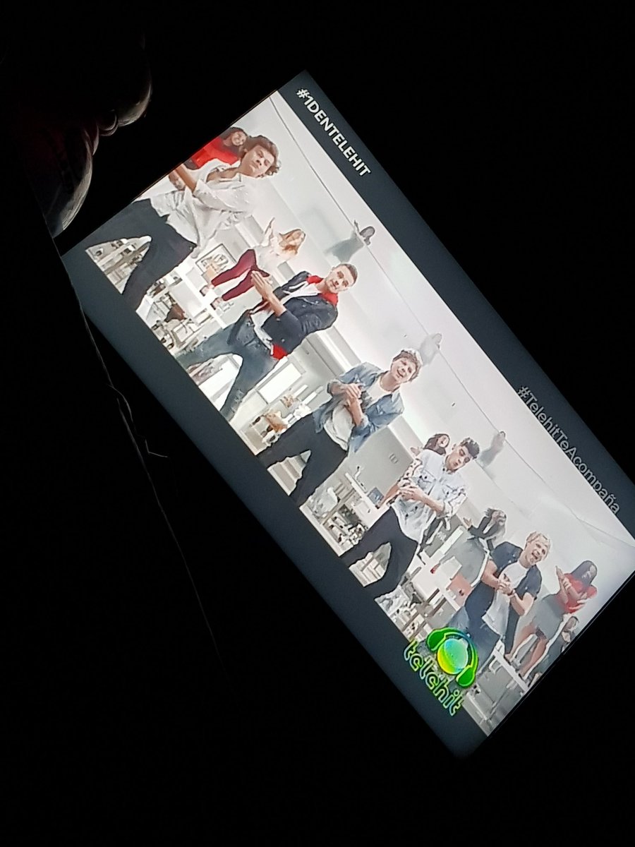 _jjnks's tweet photo. ENTONCES BAILAMOS CON LA MEJOR CANCION DEL MUNDO
#1DEnTelehit #1D10 #10YearsofOneDirection #10Years #ThankYou1D #OneDirection2020 #10YearsOf1DMoments https://t.co/lPNp6ifWcQ