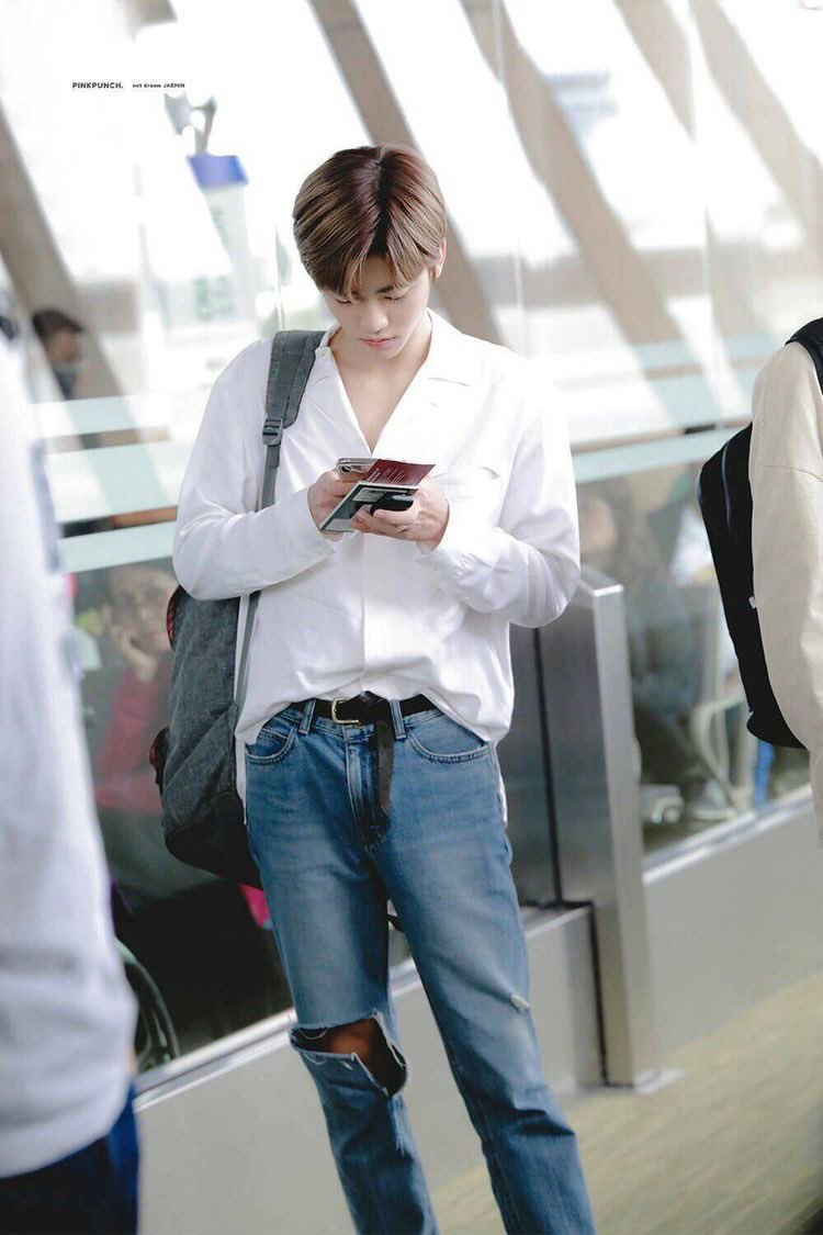 kf97_'s tweet photo. แฮชาน เจโน่ แจมิน ดูไรกันอะ https://t.co/QIbj41Tn4A