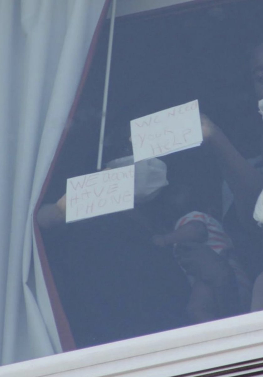 TXCivilRights's tweet image. This is what we saw from the window of the Hampton Inn Hotel today. Families asking for help &amp;amp; telling us they have no phones. @DHSgov is keeping them in this black-site to expel them unless we raise hell 

visit txcivilrights.org to help

#FreeThemAll 📸: @RobertoAleLopez
