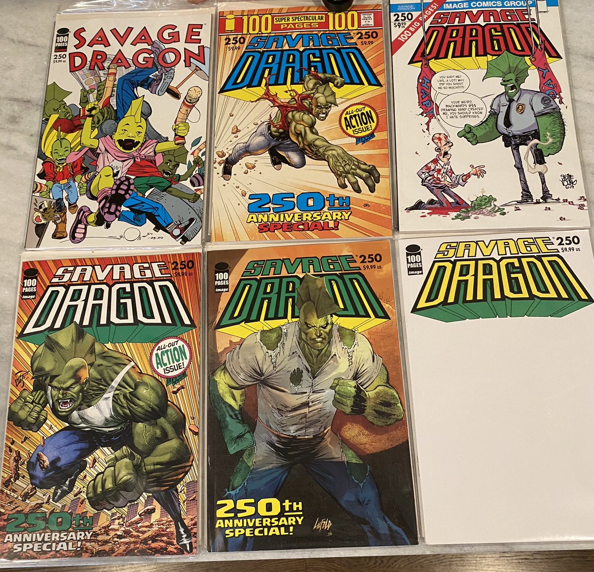 Deadinside1's tweet image. Just got my Savage Dragon #250 @ErikJLarsen @robertliefeld