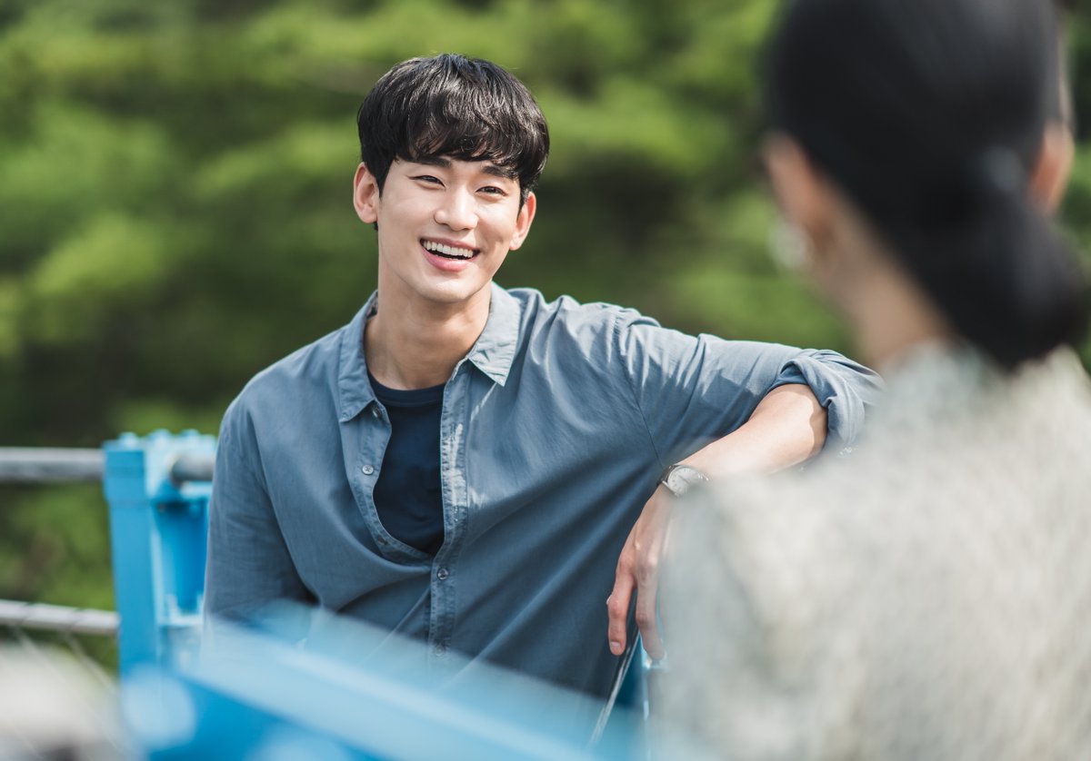 TheAnnyeongOppa's tweet photo. #13YearsWithKimSooHyun👑👑

Did you know that KSH only have 4 major dramas where he was the main role but he received awards for ALL of them? Yep, it's for real! #ItsOkayToNotBeOkay is his 5th major drama but he already got tons of awards!🔥🔥

Pc @Netflix_PH https://t.co/6bKCyLNNlx