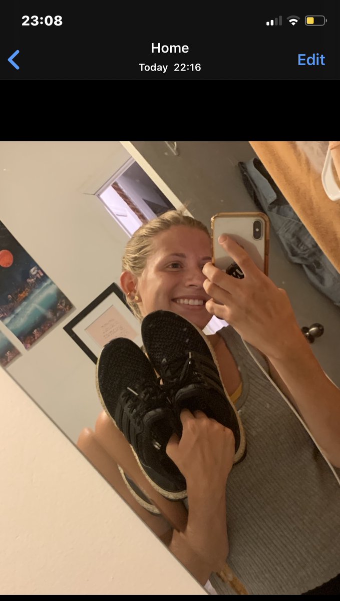 lubbawintzer's tweet photo. . @adidasrunning - 5 yrs ago you sent me the best shoes which have followed me EVERYWHERE! Today I must say goodbye...Thank you for an inordinate amount of comfort, stability, and fun, incredible moments. I’ll miss these dearly (but you can send me more if you like 😉) https://t.co/n8h5Ve1xLI