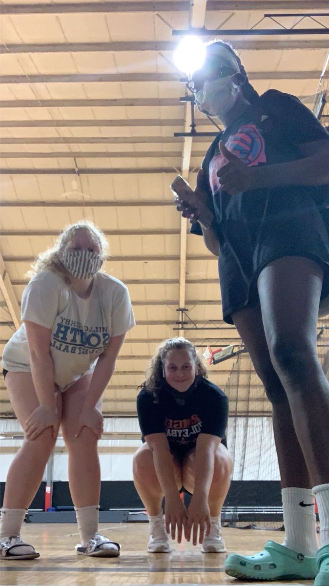 1407Jadac's tweet photo. NEO Open Gym &amp; Ignite Open Gym Today @kaitlynskow @__megancarroll @zoeyz_915 #IWantASeason #rebelvolleyball @rebelvolleyball https://t.co/15NCNgmNJ4