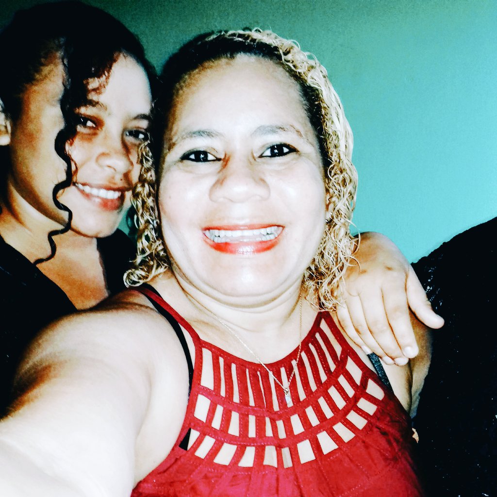 Benedit38381745's tweet photo. #Benedit #boa noite galera linda do meu Twitter #muito bom estar com pessoas que gente amar....#💙❤💜💛💚💗💝💞💟👍👀💋💋 https://t.co/s9WHJqAcD7
