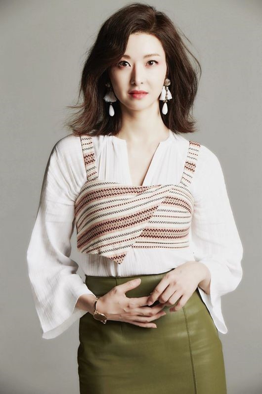 Strong veteran actors Park Seung Geun and Song Seon Mi will play Cha Joo Eun's criminal parents 👑

#SEOHYUN #서현 #서주현 
#JTBCPrivateLife #사생활