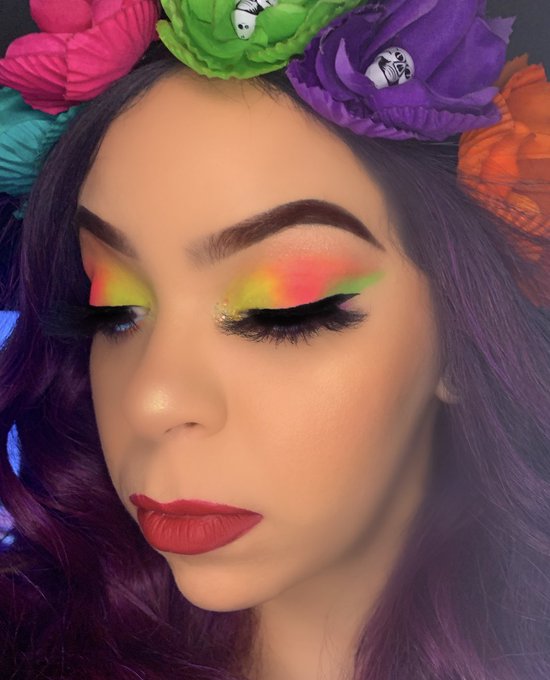Finally felt ok enough to play with makeup❤️ my companies @BewitchingCosm1 neon pigment,#glitter and<a href="/tag/lashes"class="tags"><span>#lashes</span></a><a href="/tag/glitter"class="tags"><span>#glitter</span></a><a href="/tag/redrum"class="tags"><span>#redrum</span></a>