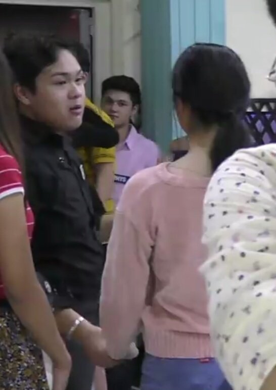 shadzbebs's tweet photo. Yong kahit ang dami-dami niyo, SA KANYA lang mga MATA mo? Haha, ang saya-saya palang balikan mga PBB pictures na'to, haha

WeRHYS inStyle https://t.co/x7YT1U8JcX