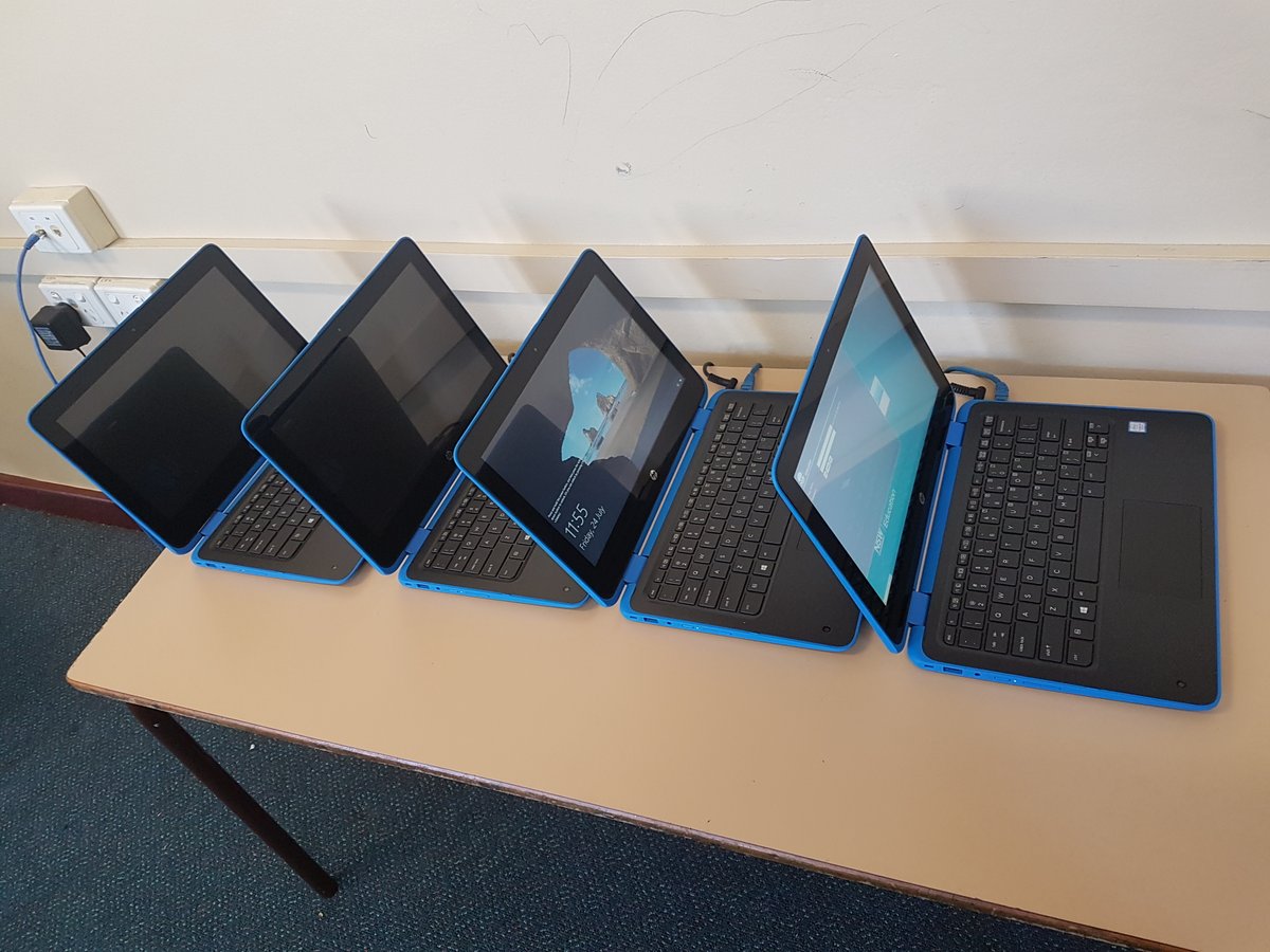 GlebePublic's tweet photo. Thank you thank you thank you @cityofsydney 🙏👏During the April school holidays Glebe Public School applied for a Community Services grant offered by the City of Sydney. We're so thrilled and thankful that we received 37 laptops!

Read through Glebe Matters to find out more 👍😍 https://t.co/ypJepPUgrQ