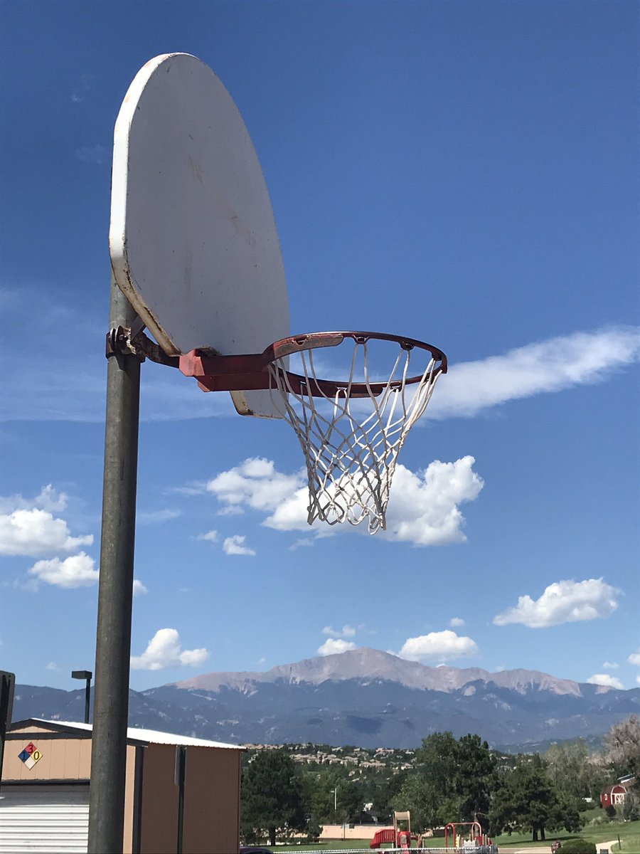 CSSD11Fremont's tweet photo. Fremont appreciates our generous neighbor for donating new basketball nets!! @CSSD11 https://t.co/vi9Ir4bE5s