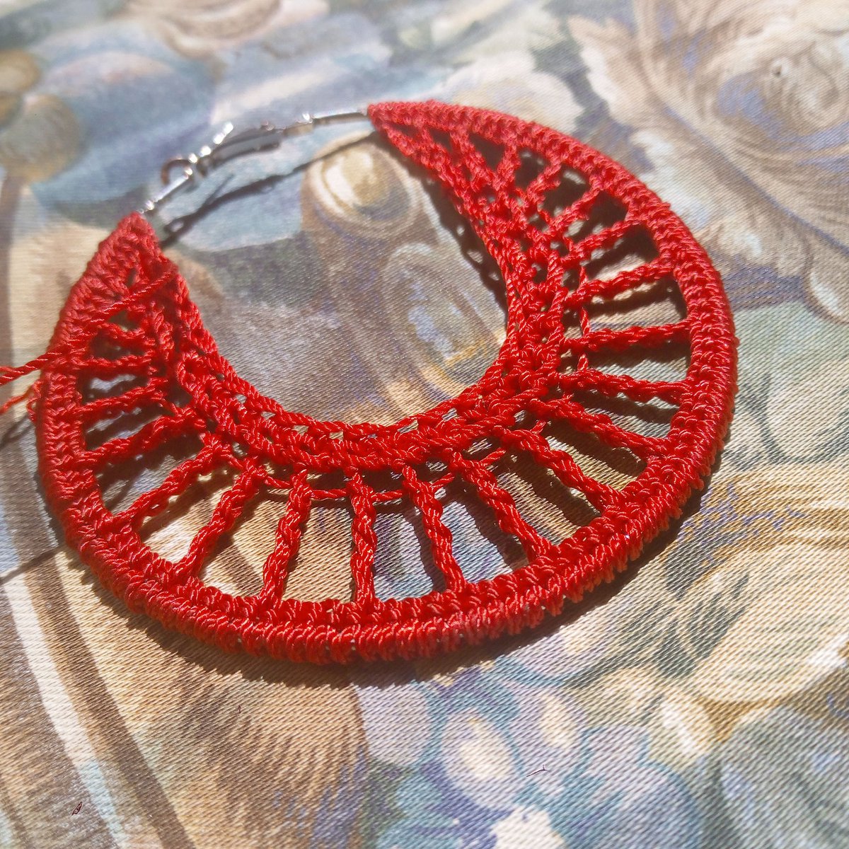 E_hoops's tweet photo. It is FriYAY!

And Red just seems the perfect colour for today:

4 different designs,one colour ❤

PS:Prices are charged basing on size and not design. However, some designs come out better on a specific hoop size. https://t.co/cnH8yn37jw