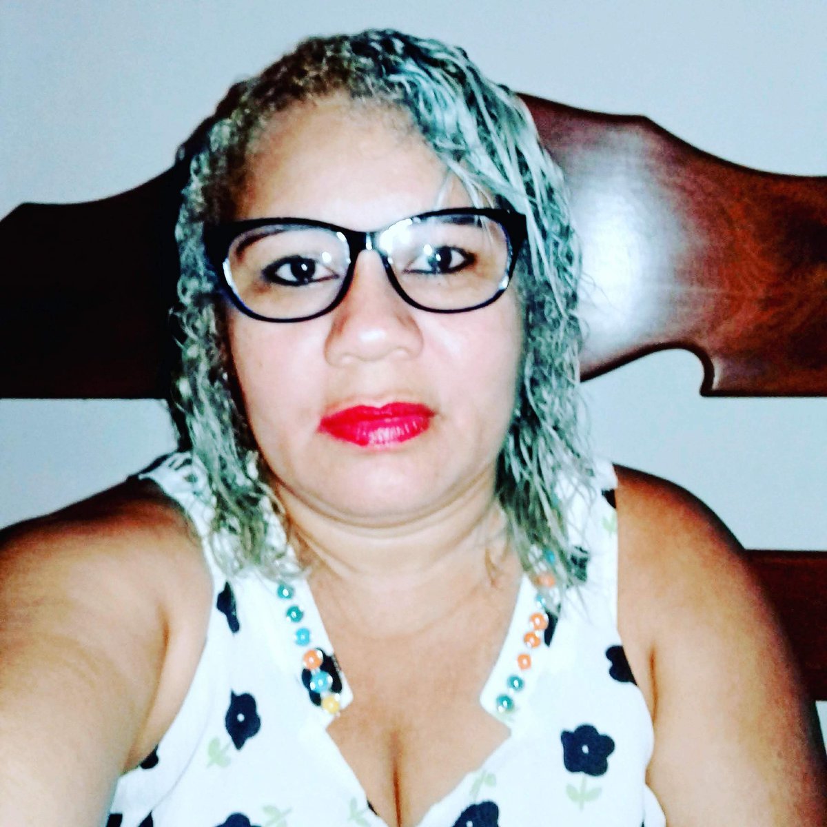 Benedit38381745's tweet photo. #Benedit #boa noite par todos vocês #💙❤💜💛💚💗💝💞💟👍👀💋💋💋 https://t.co/SunRFZ5wY4