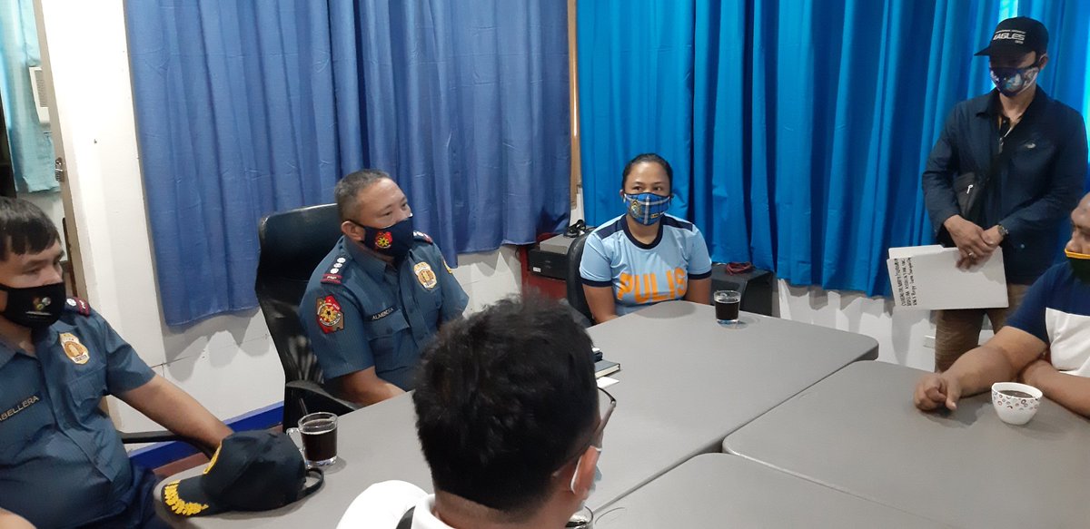 sdnppopcr's tweet photo. Meeting with newly organized set of officers of Surigao del Norte Muslims Asso, Inc held at SDNPPO Conf Room, Surigao City @pro13caraga @PCADG_PNP https://t.co/ZzCraVBoC3