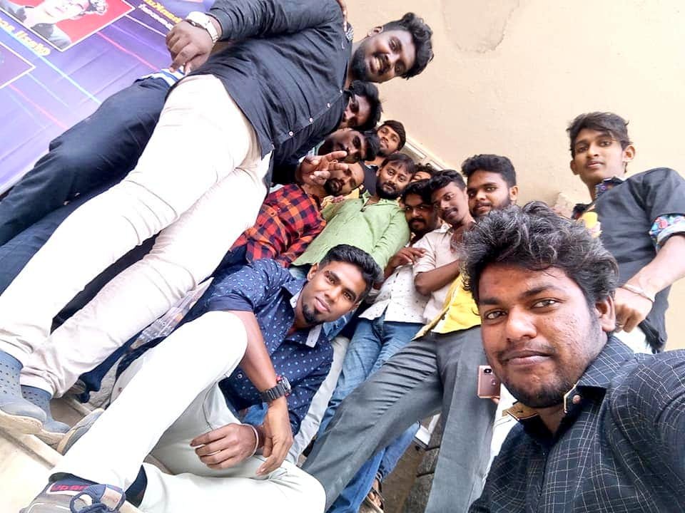 RParun1's tweet photo. Good morning friends
#4daystogocelebration
#Dhanush
#JagameThandhiram
#PollachiDFC
@dhanushkraja
@DirectorS_Shiva @B_RAJA_
@PollachiDFC28 @manojsrmb25 @umeshdhanushVIP
@manojsrmb25 https://t.co/Pl4zVeB4jF