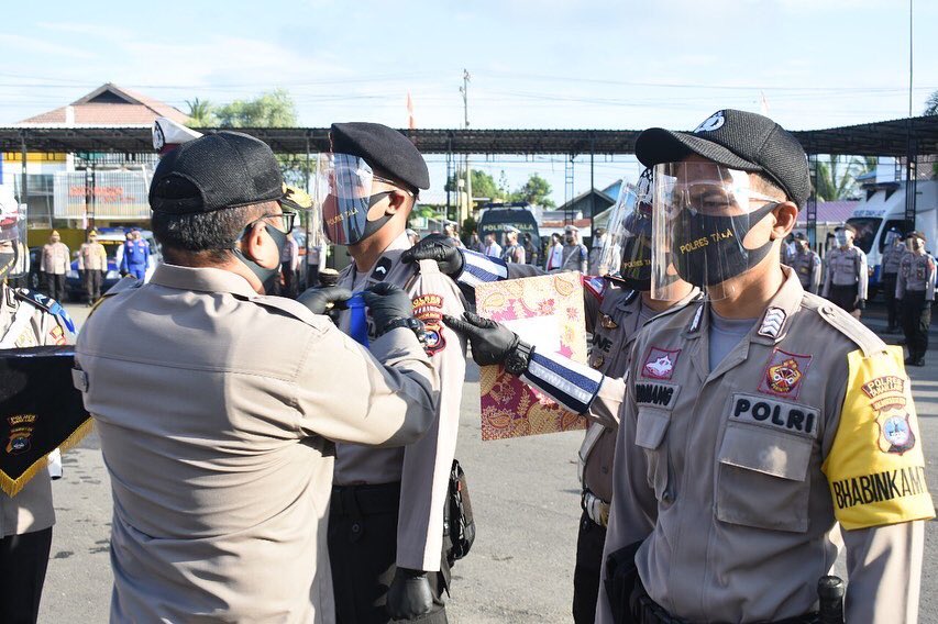 LautHumas's tweet photo. Polri menggelar #OperasiPatuh2020 selama 14 hari ( Mulai 23 Juli s/d 5 Agustus 2020) Selalu taati peraturan berlalulintas https://t.co/5KKPibS1LF