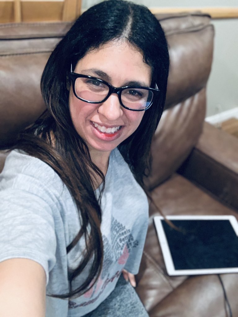 BettingInHeels's tweet photo. this is me running my own shit! 😁😁😁😁😁 #Brand #Buildingmyself #myempire #BettingInHeels #Womeninsports #Sportsbetting #LadyD https://t.co/JJurNqB4v4