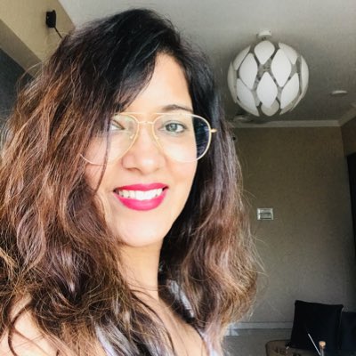 Learning to #Live and Living to #Learn