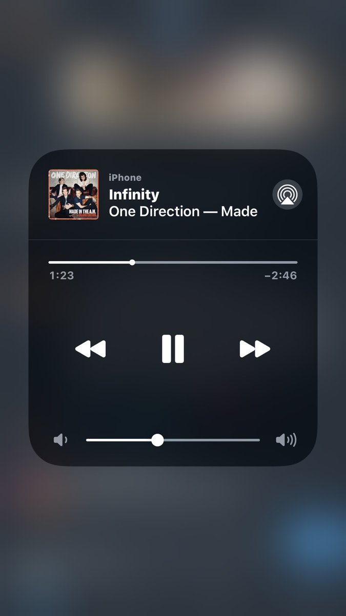 kiy_hall's tweet image. sigh #infinitymv #10YearsofOneDirection