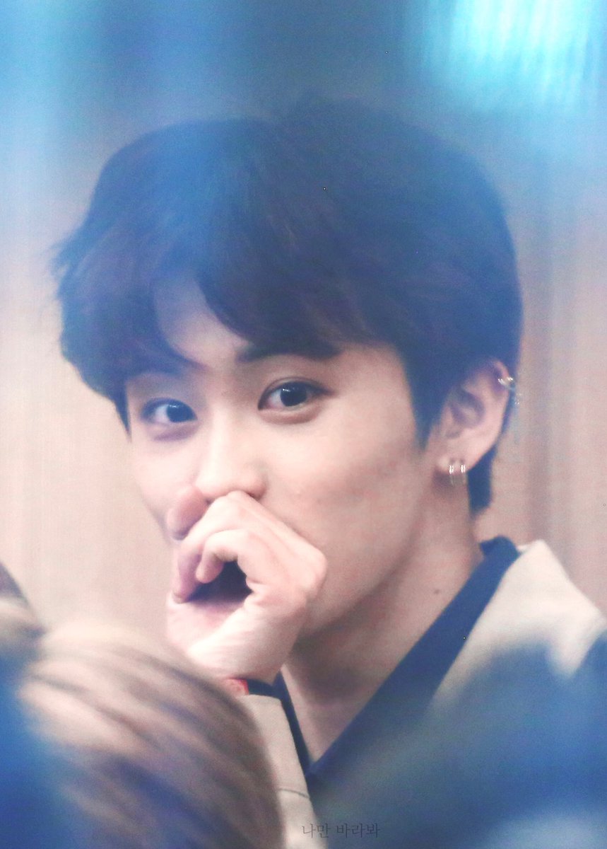 daysofmark's tweet photo. 180322 컬투쇼 마크 https://t.co/eSTttu3Ris