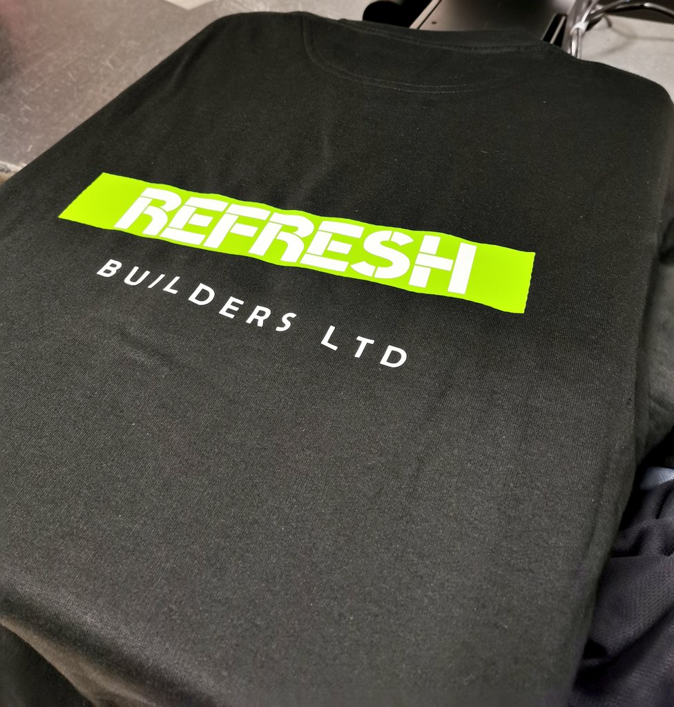 PPPCRglasgow's tweet photo. More workwear finished off for @BuildersRefresh
Give them a follow, fantastic company working to a very high standard 👍
#pppcr #printing #digital #apple #phone #repair #glasgow #design https://t.co/9lzclCLLf9