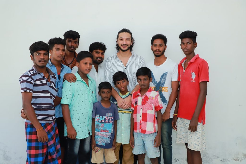 GKClubTheni's tweet photo. #50DaysToGoForAnbullaGauthamBday
#Gautham_Karthik https://t.co/spT4M5wymB