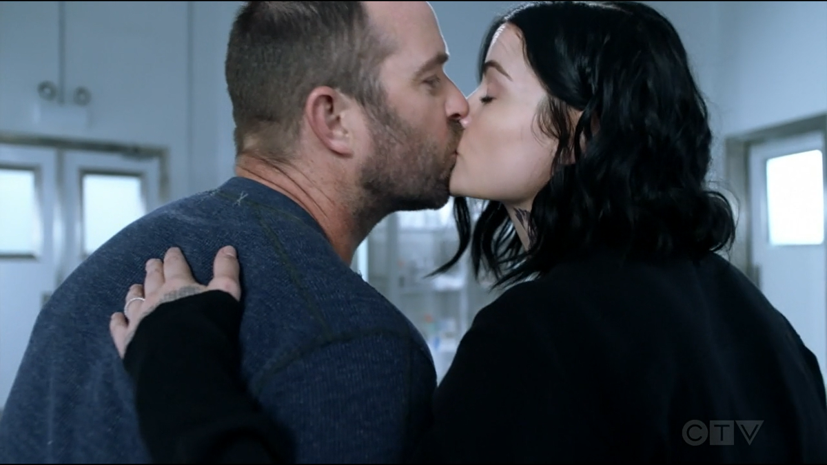 ablindspotter's tweet photo. ❤ #Blindspot https://t.co/MEnKweGXsZ