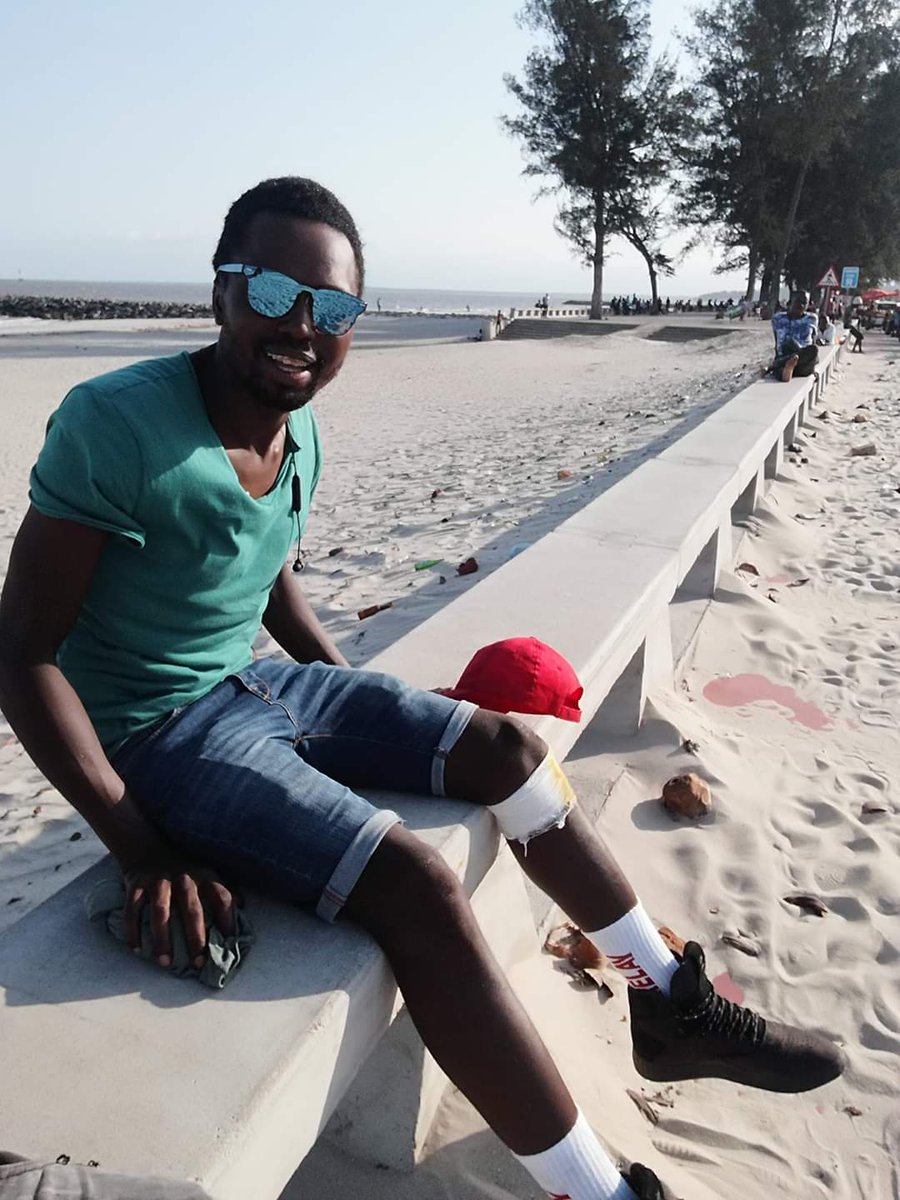 PhillyMathonsi's tweet photo. Moz lifestyle https://t.co/nGMw1eXjxo