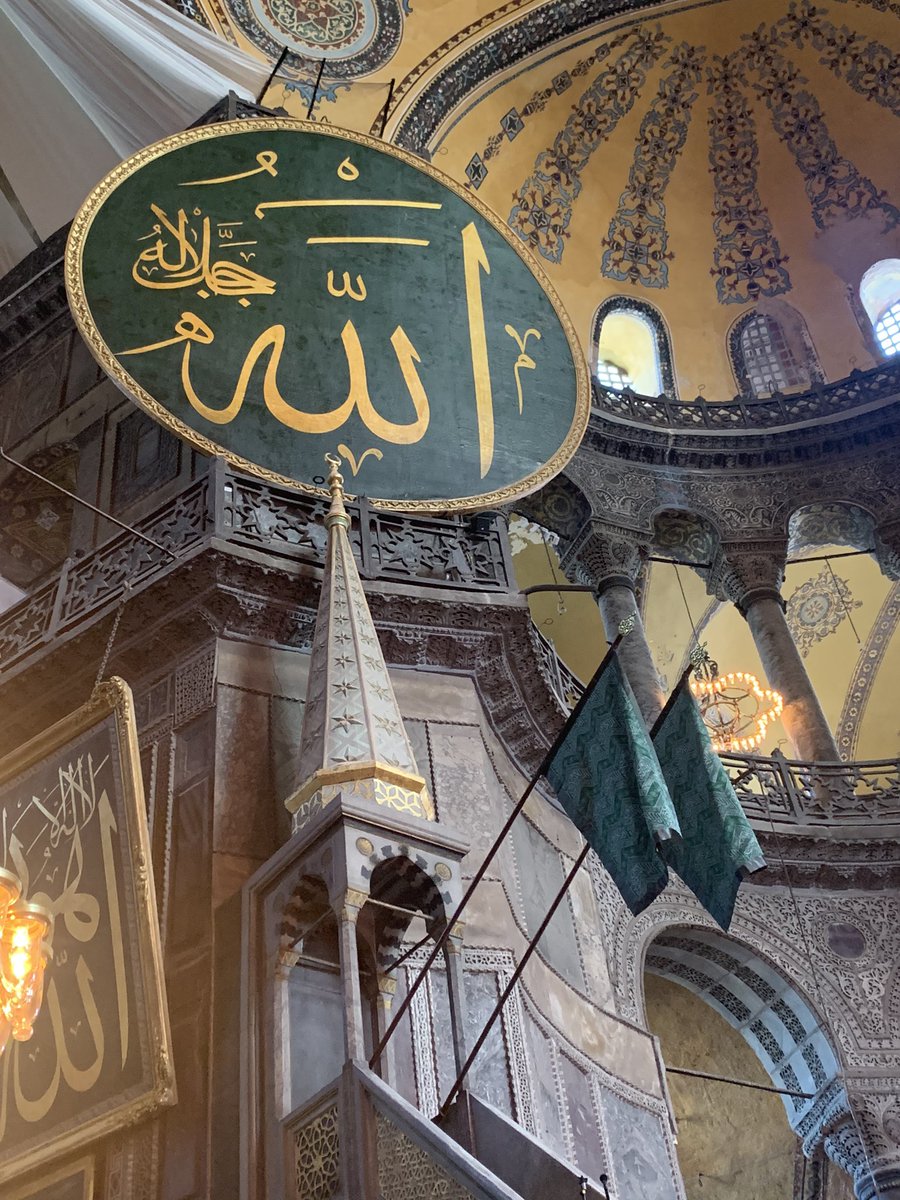 ikalin1's tweet photo. Cumamız mübarek olsun. 
Fatih’e ve yolundan gidenlere selam olsun. 
Bu mübarek günün feyiz ve bereketi ruhlarımıza şifa, dertlerimize deva, ahdimize vefa olsun. https://t.co/WKHuNC1lIF