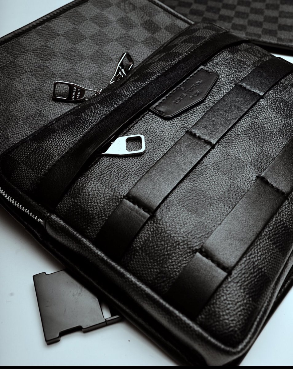 db_exchange's tweet photo. Designer Bag Exchange coming soon! 
The world’s brand new handbag market! 
New or Pre-owned
Vintage or Modern 
Traditional or Customized
We carry luxury designer brands and leather goods for men and women globally!

Follow us into our countdown to our official launch🚀
30 days! https://t.co/wwjCA7B1T4