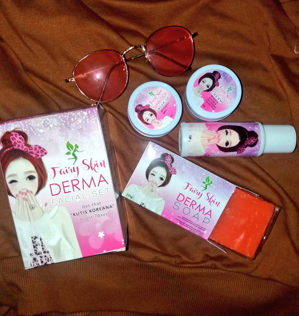 nikkalodean_'s tweet photo. Start using our Bestselling Derma Facial that will surely gives you the smoother, clearer and healthy glowing skin na sa kinis ay halos pwede ka ng manalamin 😍🙌🏻
#Fairyskin #KoreanskinWithFairyskin #FdaNotified #Bestseller #ChooseFairyskin✨
✔STILL ONHAND
📩PM ME FOR ORDER!!! https://t.co/401CUjtbMD