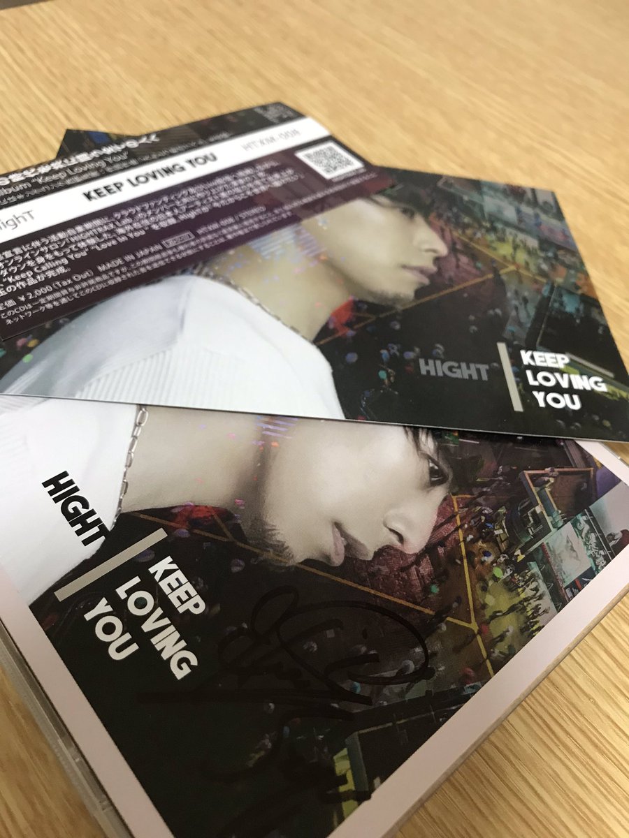 Kanade23052394's tweet photo. ✨💿✨届きました✨✨
ハイトさん、制作に携わられた皆様ありがとうございます。
#HighT
#KeepLovingYou
#NewAlbum
#HIGHTRAXLab. https://t.co/BN4td1XWQm