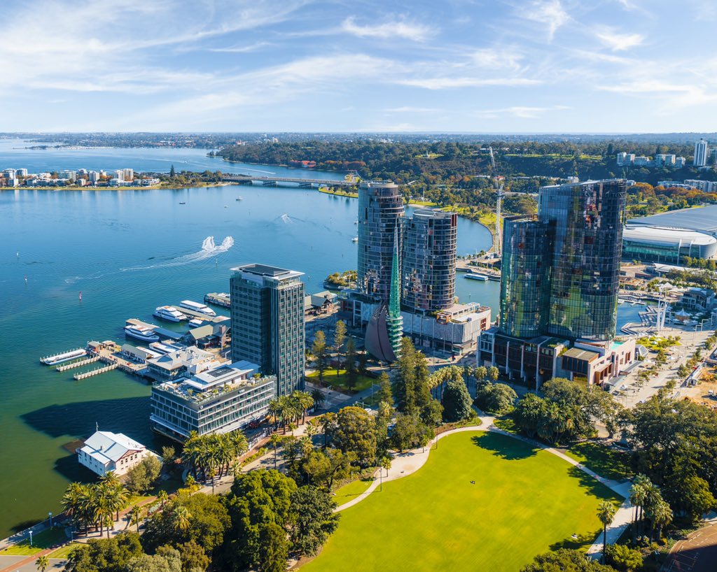 Our #beautiful city from a different angle 💞
.
.
#perthcity #cityofperth #visitperth #seeperth #perth #westernaustralia #skyperth #ospreycreative #seeaustralia #sunnyday #dreamplace #loveourcity