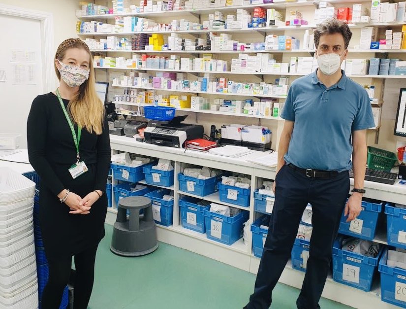 nicolagoodberry's tweet photo. Fantastic to welcome local MP @Ed_Miliband to our Stainforth @Weldricks branch yesterday.  We discussed the journey Pharmacy has been through during the COVID 19 pandemic and it was lovely to hear him express his gratitude to my team #communitypharmacy #covid19heroes https://t.co/skgTm3PCKZ