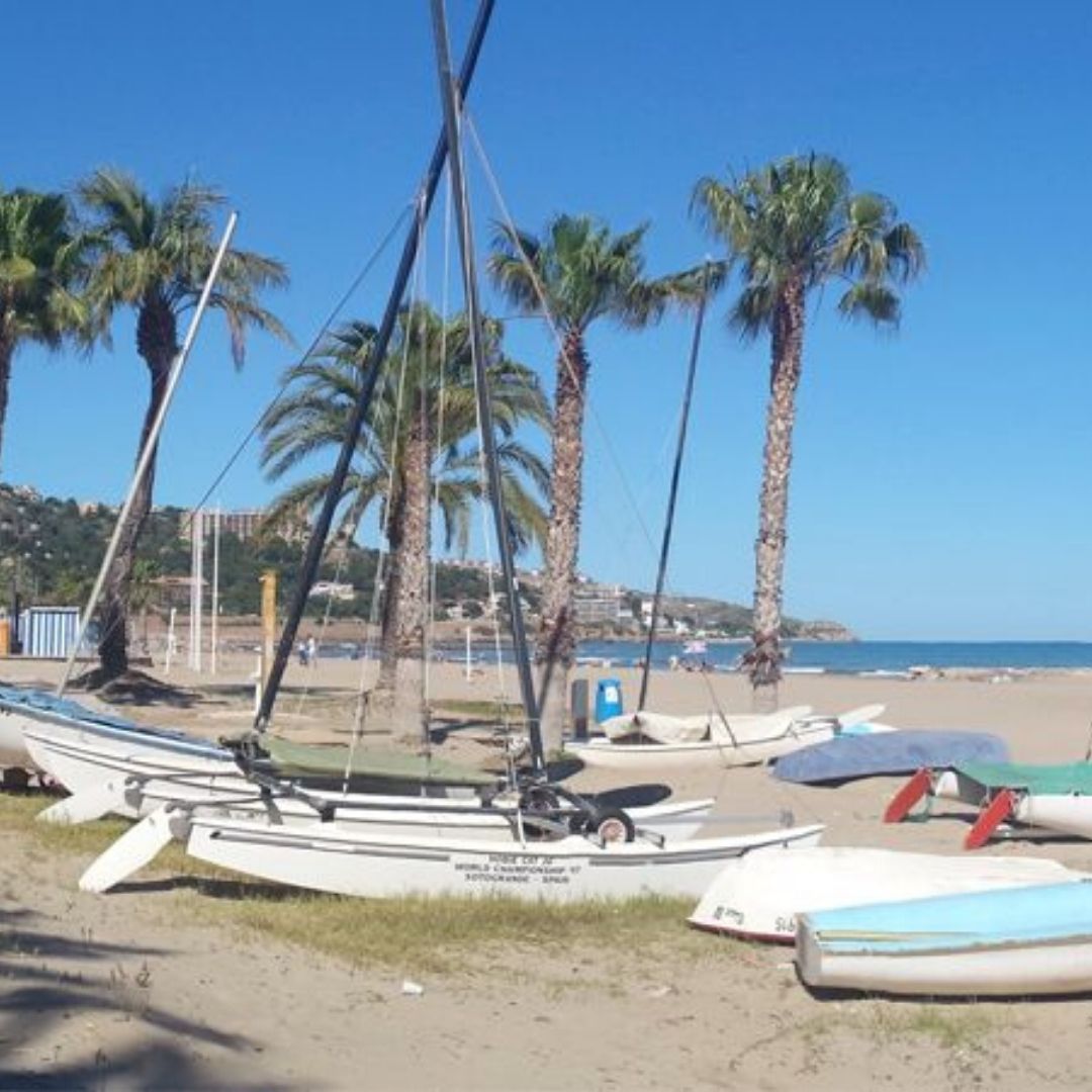 OrangeCosta's tweet photo. ¿Cuáles son las mejores playas de #Benicasim? 🏖🌊  La Costa de Ahazar ofrece multitud de opciones, pero si estás por Benicasim, estas son las preferidas ¿Añadirías alguna más? #Playasbenicasim #Castellon #CostaDeAzahar #mediterraneamente https://t.co/Xf1KvJ9jrN