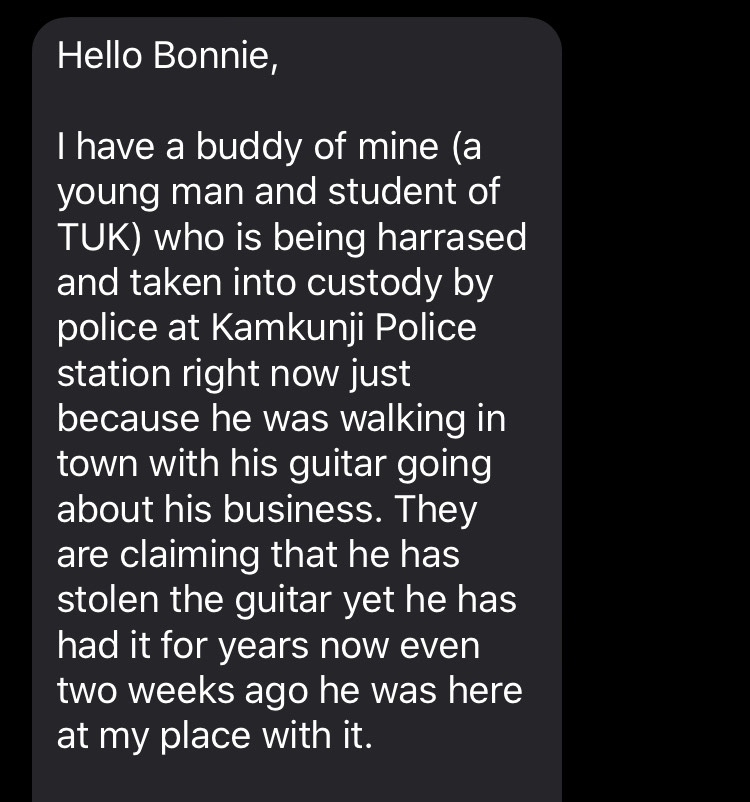 bonifacemwangi's tweet photo. "David Otieno a student of Technical University has been arrested for stealing his own guitar. He is being held Kamkunji Police Station."- Via DM #SemaUkweli @IG_NPS https://t.co/uSq24mahdp