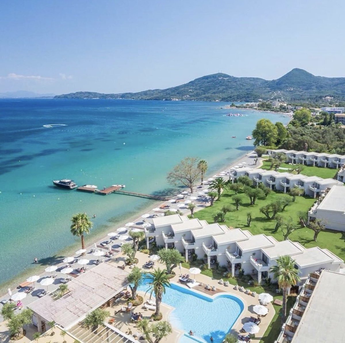 DialAFlight tweet media