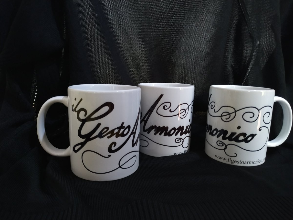 IlGestoArmonico's tweet photo. Confinament productiu 3: Estem treballant en el disseny de diversos objectes! @LauraSintesF @evafebrer #coffeebreak #coffeetime #earlymusic https://t.co/6OaG8mMGnN