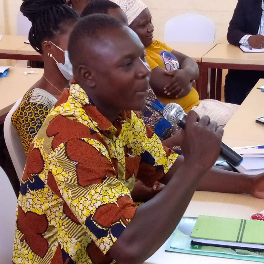 IDEALBurkina's tweet photo. Grâce a ce projet nous avons reçu des outils numériques, au village les gens étaient étonnés de voir du papier sortir d'une machine. Nous ne faisons plus 50 km pour les impressions de nos documents Notre coopérative a pu se faire connaître g. Zan Rodolphe
#CTA #yampukri https://t.co/qLq2TognDX