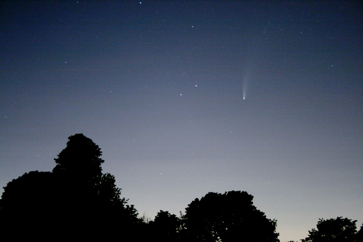 “I've always dreamt of seeing a beautiful comet – it’s been a long wait. My wife and I were in awe as we witnessed Comet Neowise in the #Kingston sky. It won’t be seen from Earth for 6766 years now!"

@KingstonSEC's Jean-Christophe Nebel on capturing #CometNeowise over Kingston☄️