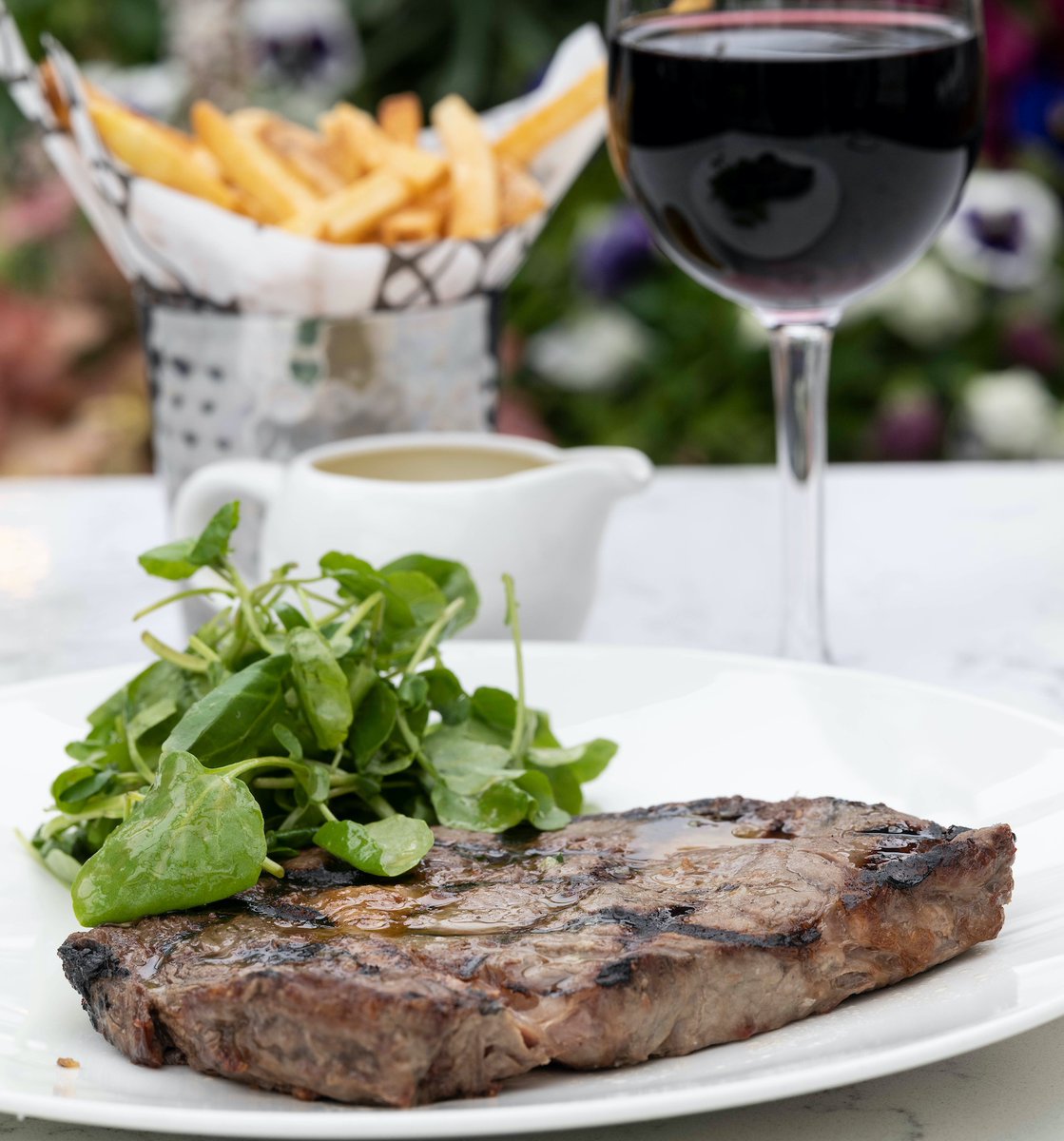thechesterhotel's tweet photo. We’ve expanded our menu selection and we’re launching it today – we’ve added steaks as it seems you’ve all been missing them! Black Angus Rib Eye, Gold Sirloin, Full Face Rump Steak … and chargrilled monkfish tails too. Check it out here https://t.co/MTVXAtsWq3 https://t.co/o0ivwkd7AY
