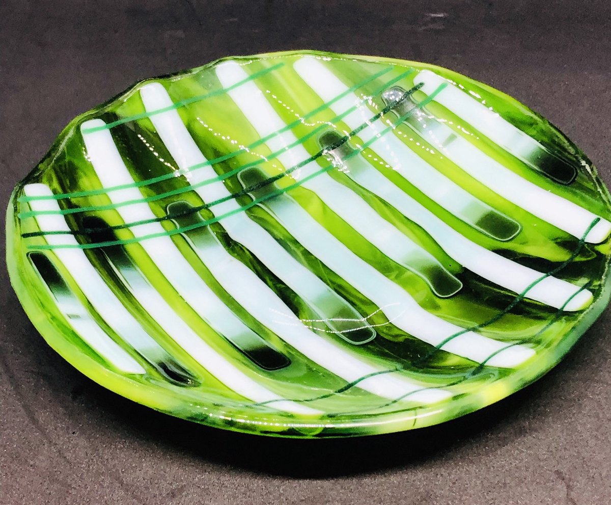 Showcasing a relisting to my #etsy shop: Spring Tartan; small fused art glass bowl, spring green streaky with green accents etsy.me/2OYlZqR #green #white #artglass #fusedglass #springgreen #madeinoklahoma #veteranmade #greenglassbowl #greendish
