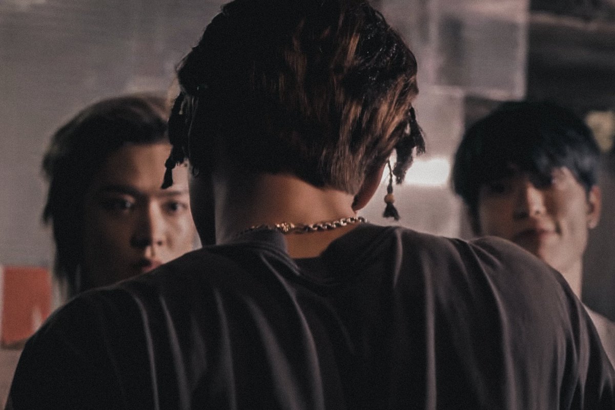 โคตรชอบจอห์นนี่ไวบ์นี้เลย​ ฝรั่งหล่อ