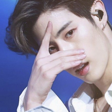 Mark Tuan& #39;s hands.a thread;