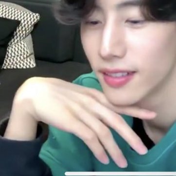 Mark Tuan& #39;s hands.a thread;