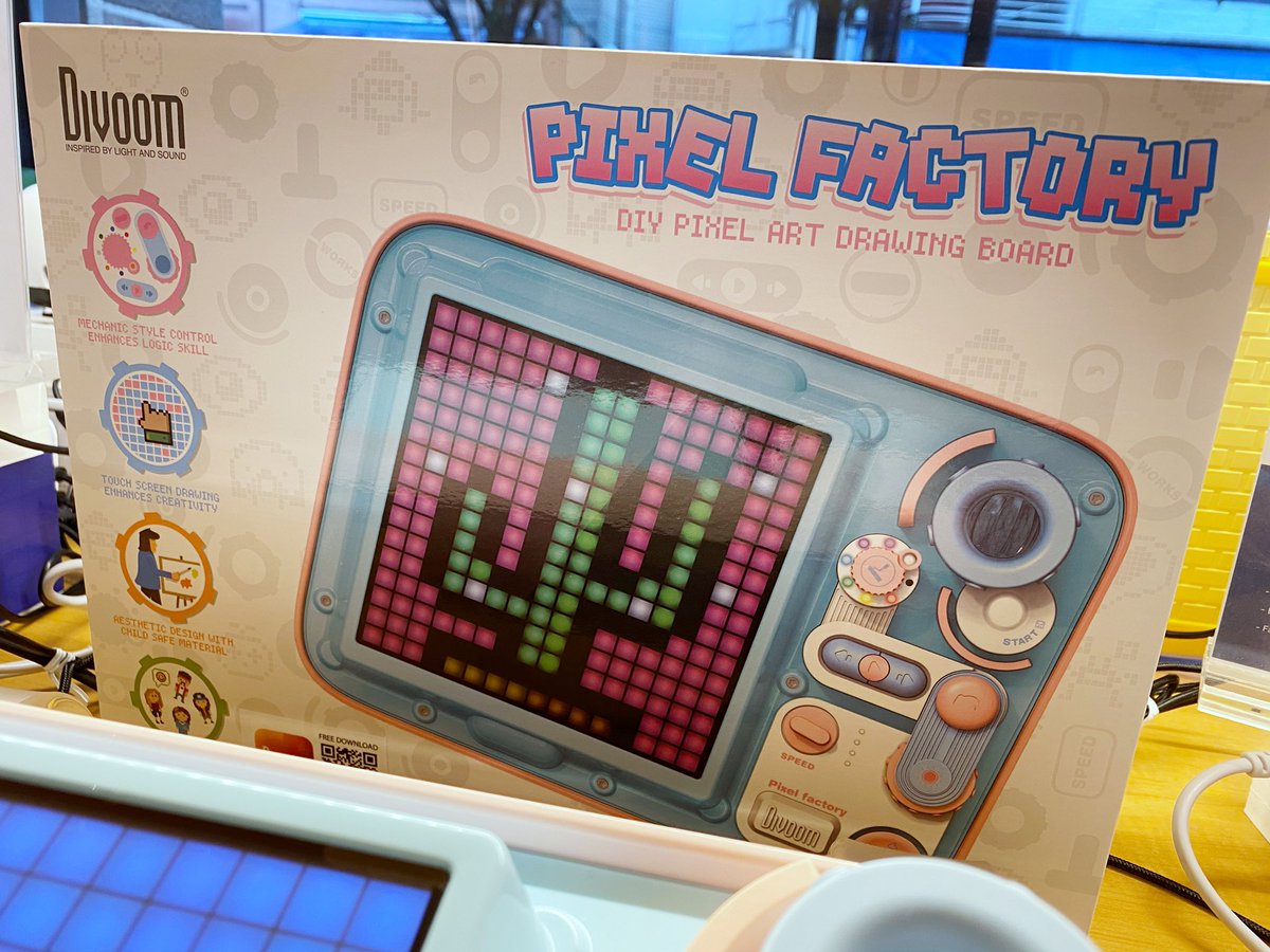 bumpodo's tweet photo. Divoom(@Divoom_japan )さんの『PIXEL FACTORY』もお取り扱いしております✨🤗
#ドット絵 が楽しく簡単に書けて、アニメーションも作れる楽しいアイテム!またカラーリングがかわいいのです💕
操作も簡単なのでぜひ店頭で触ってみてくださいね!#文房堂 #神保町 #pixelfactory #divoom https://t.co/WrjXd6df6K
